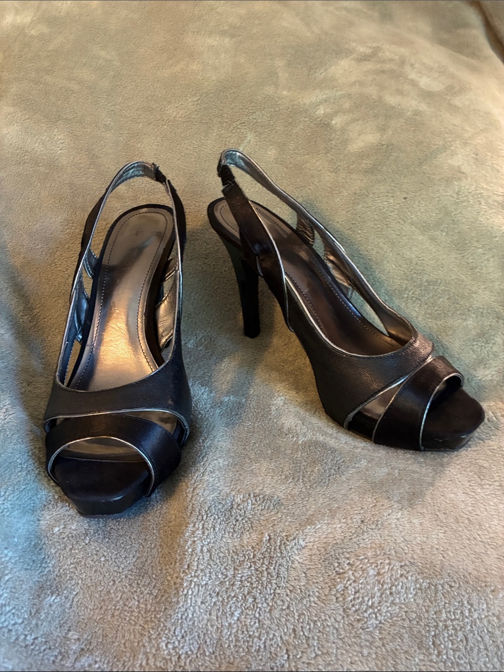 Black Leather Open-Toe Slingback Heels W/ Silver Trim Details- Size 8